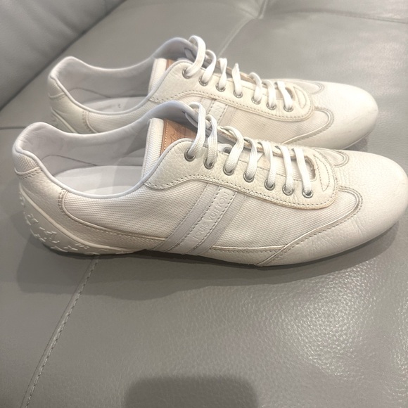 Louis Vuitton sneakers. Used. - Picture 1 of 6